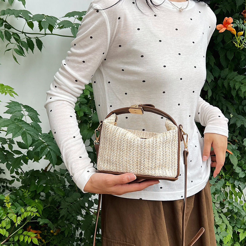 Bolso de verano 2024 nuevo estilo de moda material de tela de paja de moda bolso de mujer de moda bolso de hombro