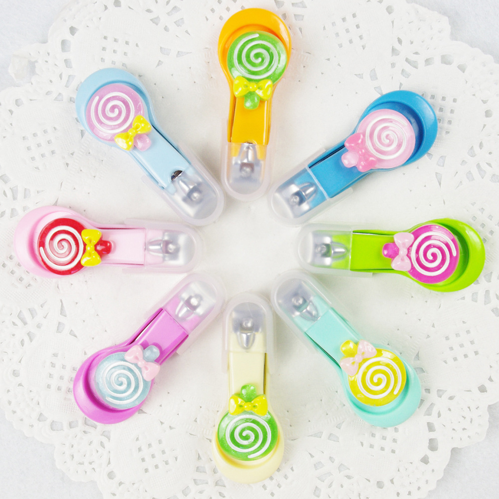 Factory direct candy color lollipop nail clippers Korean cute donut nail clippers children's gift nail clippers