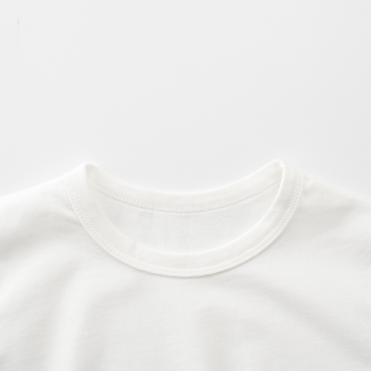 27kids marca de moda ropa para niños camiseta de manga corta para niños verano nueva ropa para bebés máquina de gancho de media manga entrega de una pieza