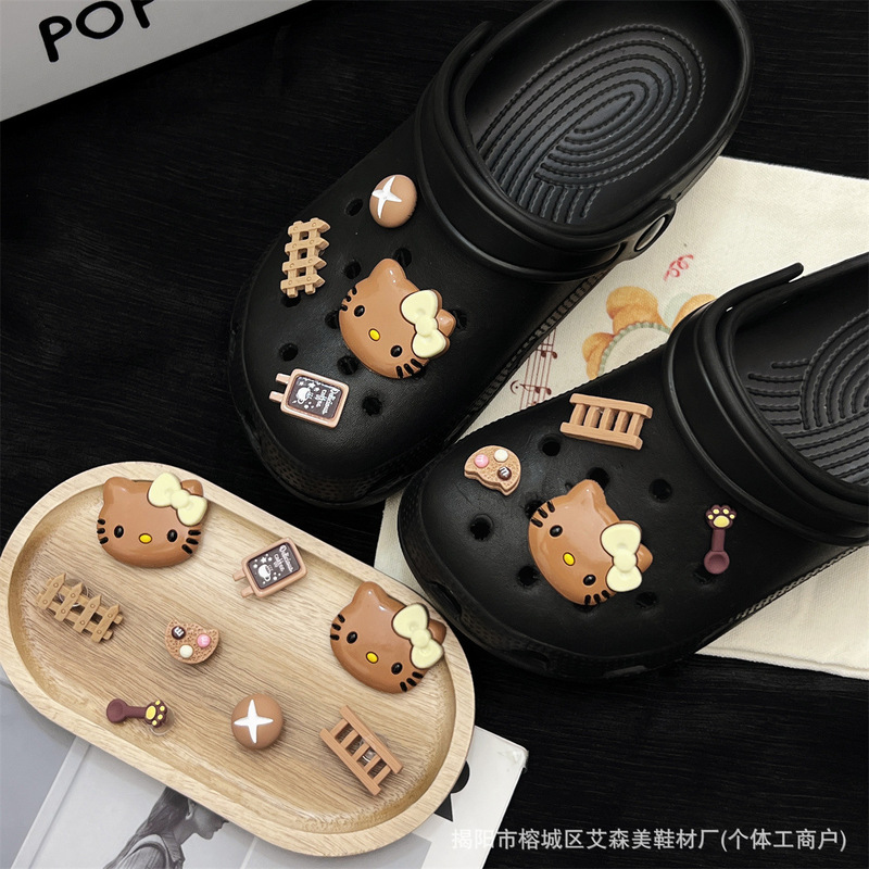Summer Kitty Shoes Flower Hole Shoes DIY Decoration Chocolate Color Shoe Flower Accessories Creative Buckle Accessories Removable Summer Kitty Shoes Flower Hole Shoes DIY Decoration Chocolate Color Shoe Flower Accessories Creative Buckle Accessories Removable