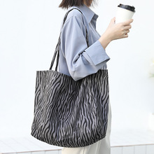 �¿���ϵ�����μ�Ů��ins���R�yӡ�����ذ��W�t�r�д����������