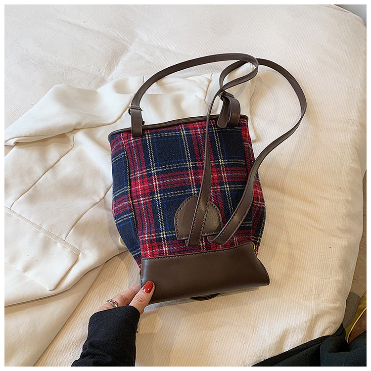 2023 New Woolen Maillard Retro Style Double Shoulder Small Package Women's Bag Single Shoulder Bag Cross Shoulder Handheld Contrast Color Bucket_voghion.com