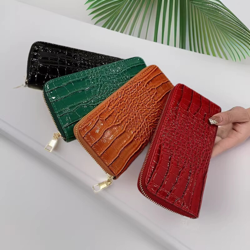 2026 New Fashion Crocodile Pattern Women's Wallet Korean Style Large Capacity Textured Clutch Bag Casual Card Holder Wallet Bag