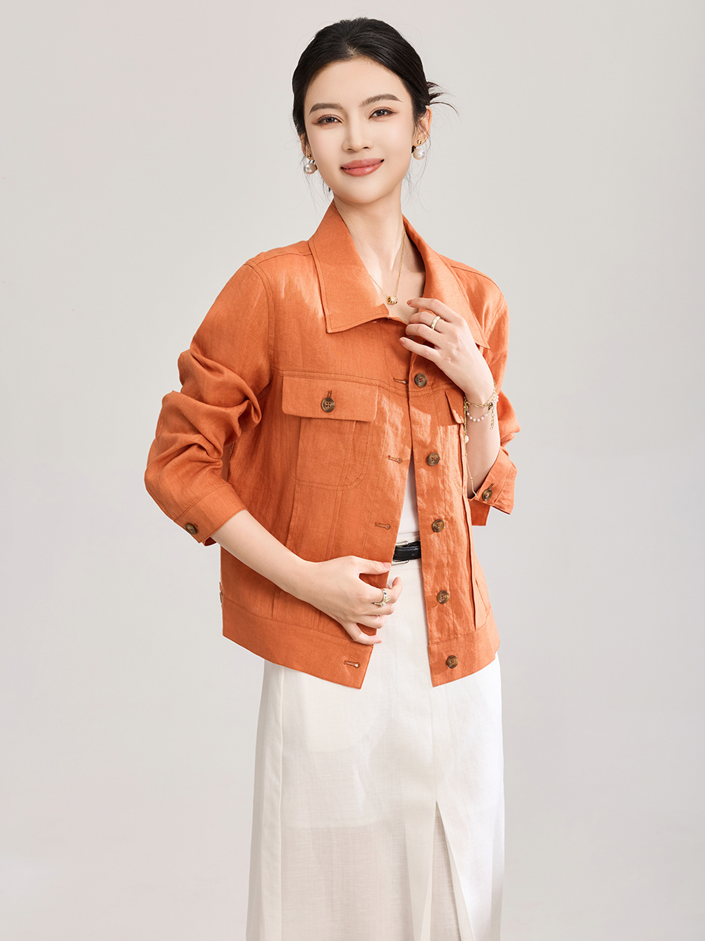 Áo sơ mi nữ linen phong cách Old Money hai túi xếp ly kiểu công nhân — màu cam