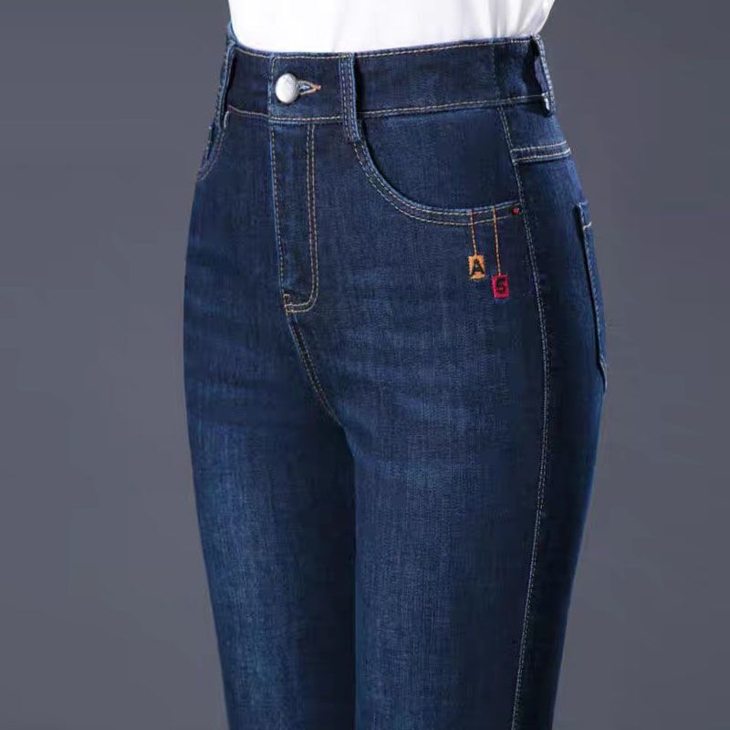 Women's Straight-Leg Jeans, New Spring and Autumn Style, Loose Fit, High-Waisted, Slimming, Stretchy Pants for Middle-Aged Moms Women's Straight-Leg Jeans, New Spring and Autumn Style, Loose Fit, High-Waisted, Slimming, Stretchy Pants for Middle-Aged Moms