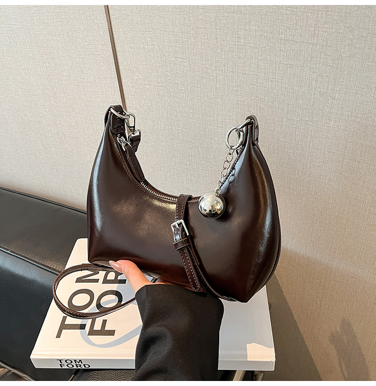 Fashion Oil Wax Leather Handbag For Women 2025 New Arrival Luxury Commuter Crescent Bag Stylish Shoulder & Crossbody Bag - Thumbnail 8
