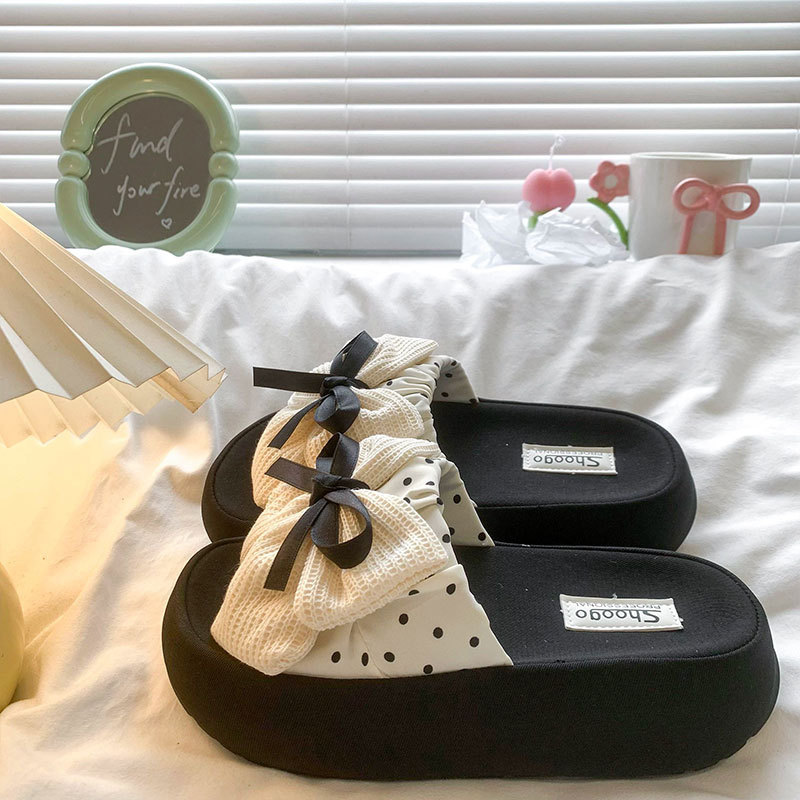 Korean-Style Polka Dot Bow Slippers for Women, Summer Outdoor Wear, 2026 New Trendy Sandals, Versatile Thick-Soled Slide Slippers