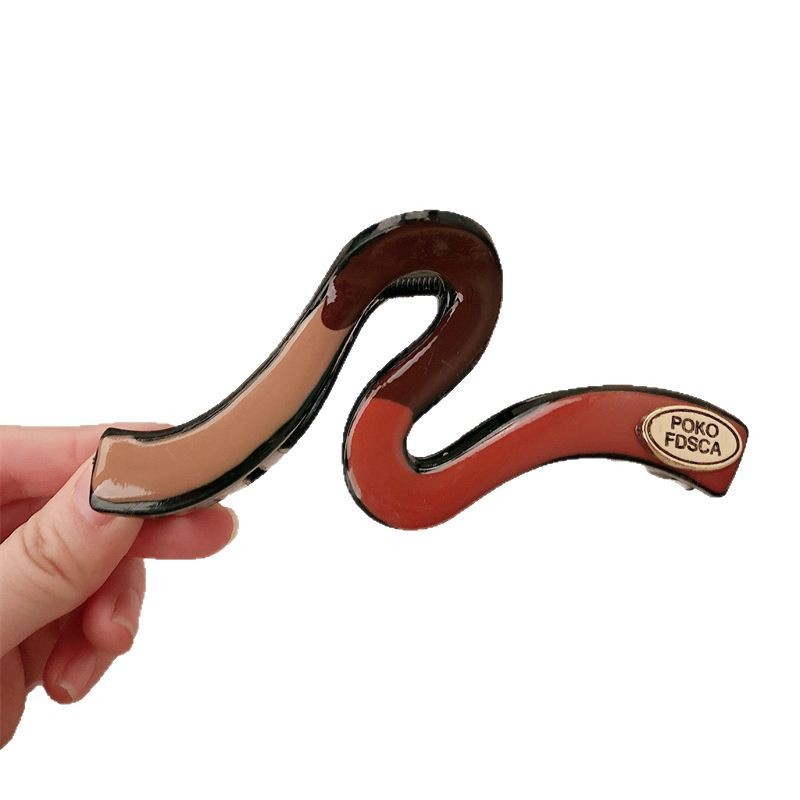 Clip de agarración de onda de color francés nicho femenino simple de alto nivel sensación de cabello de tiburón clip de cabello de cabeza trasera universal joyas para el cabello