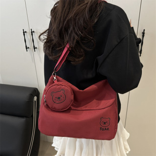 Korean Style Simple Solid Color Bear Print Women's Fashionable Commuter Crossbody Bag Student Casual Large Capacity Messenger Bag