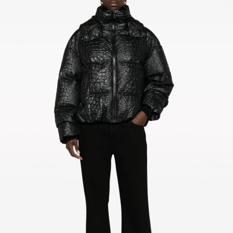 Shenzhen cross-border foreign trade women's clothing factory oumaillard style imitation crocodile pattern hood turtleneck fluffy down jacket