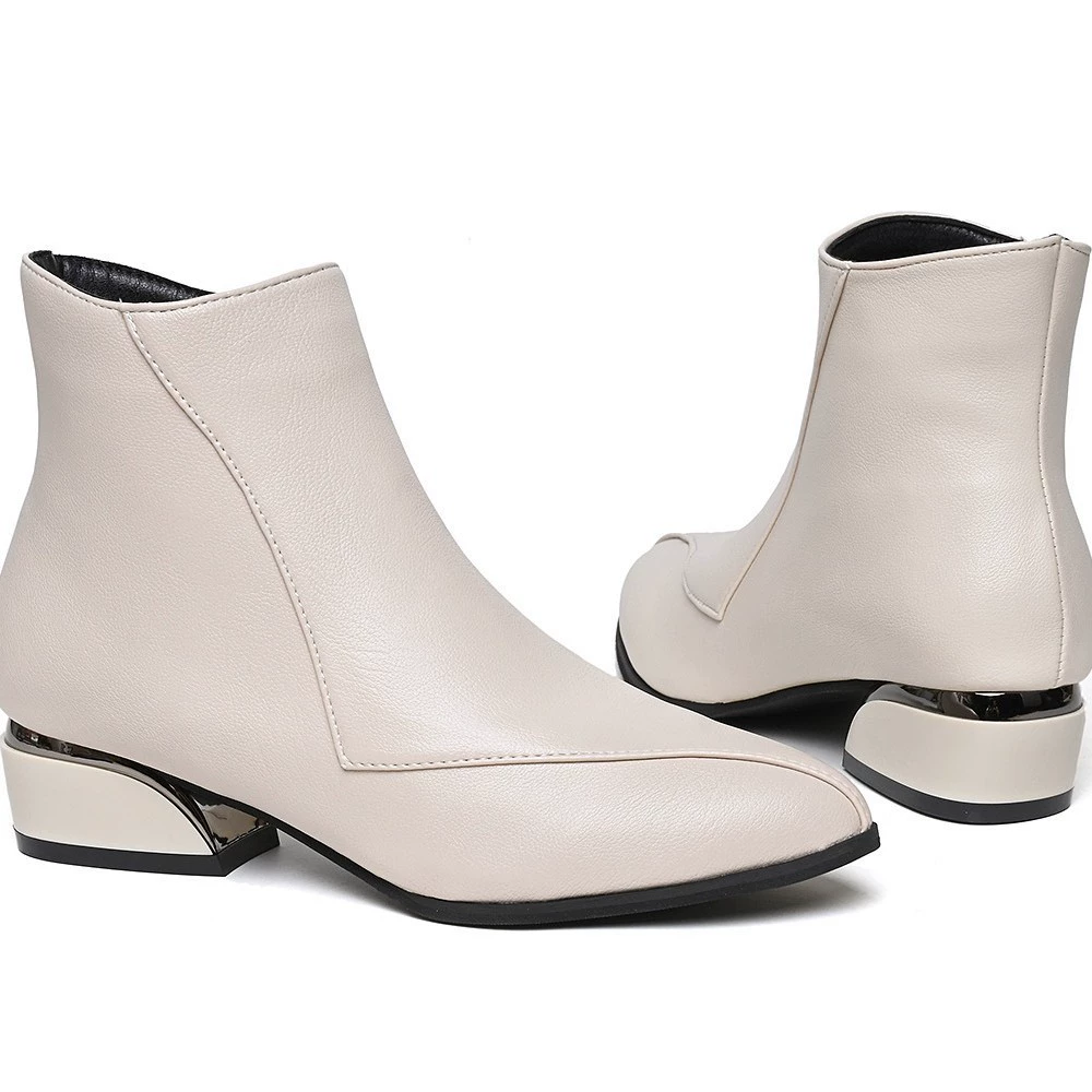 Женские модные короткие ботинки больших размеров для трансграничной торговли, осень 2025, новые европейские и американские, заостренный носок, низкий каблук, теплые кожаные ботинки до щиколотки