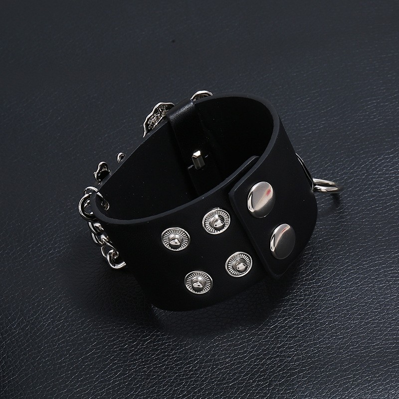 Gothic Skull Hand Design Bracelet