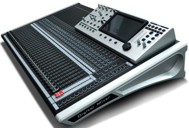 思音T32    32路数字调音台