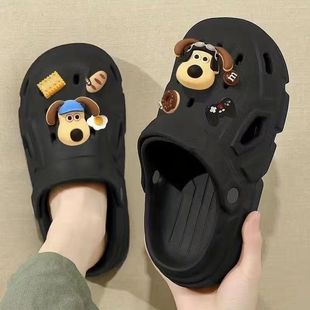 New Style Clogs for Men, Summer Outdoor Wear, Indoor Home Versatile Non-Slip Thick-Soled Closed-Toe Beach Couple Sandals for Women