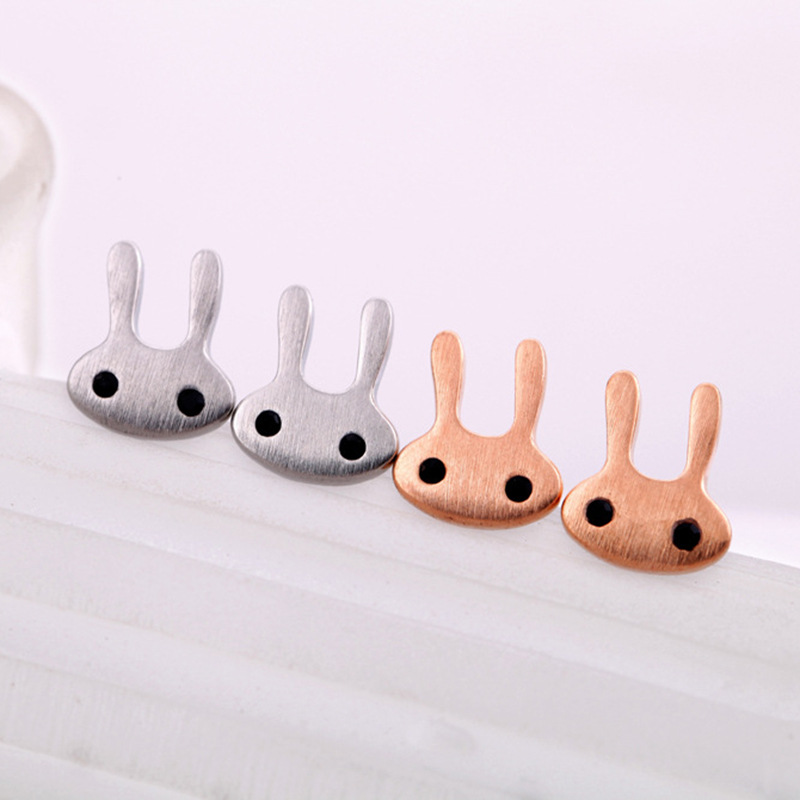 Fun Cute Bunny Earrings Animal Earrings Exquisite Niche Design Ear Jewelry display picture 3