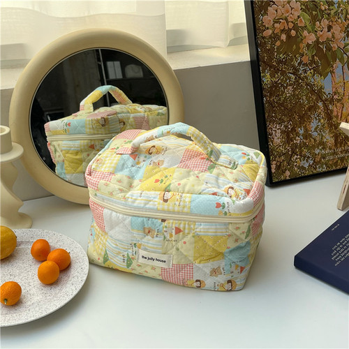 Cosmetic bag for women  new portable large capacity girly heart cartoon dot cosmetics storage bag wash bag
