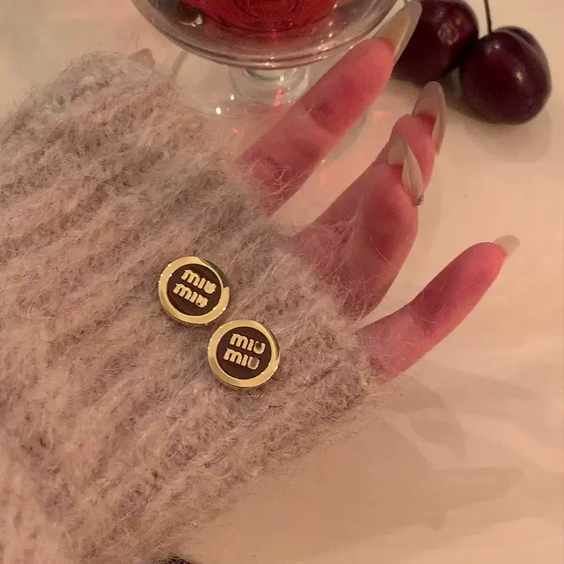 秋冬中古圆形小耳钉女高级感轻奢小众气质耳环