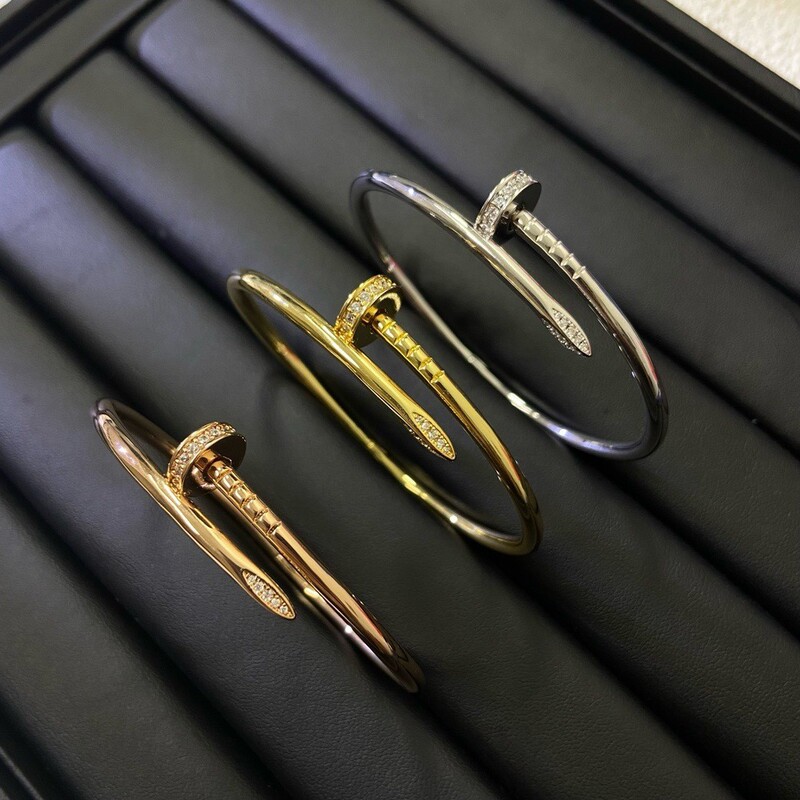 High-End Classic Style Nail-Shaped Fashion Versatile Solid Classic Bracelet Couple's Wristband Live Streaming Sales Dropshipping