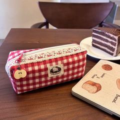 オリジナル赤いチェック柄鉛筆バッグ、かわいいデザイン、大容量の文具箱、ポータブル小さなバッグ、文具バッグ、女性用化粧品バッグ
