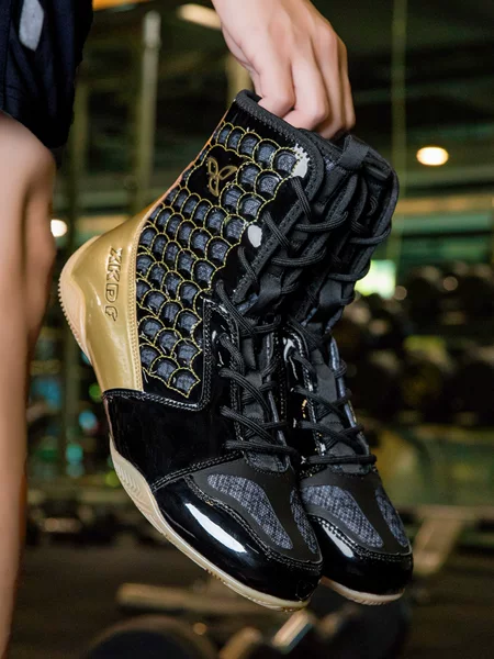 Boxing Shoes for Men and Women, Professional Wrestling Shoes, Non-Slip, Wear-Resistant Fighting Shoes, Breathable High-Top Fighting Training Shoes, Muay Thai Sanda Shoes