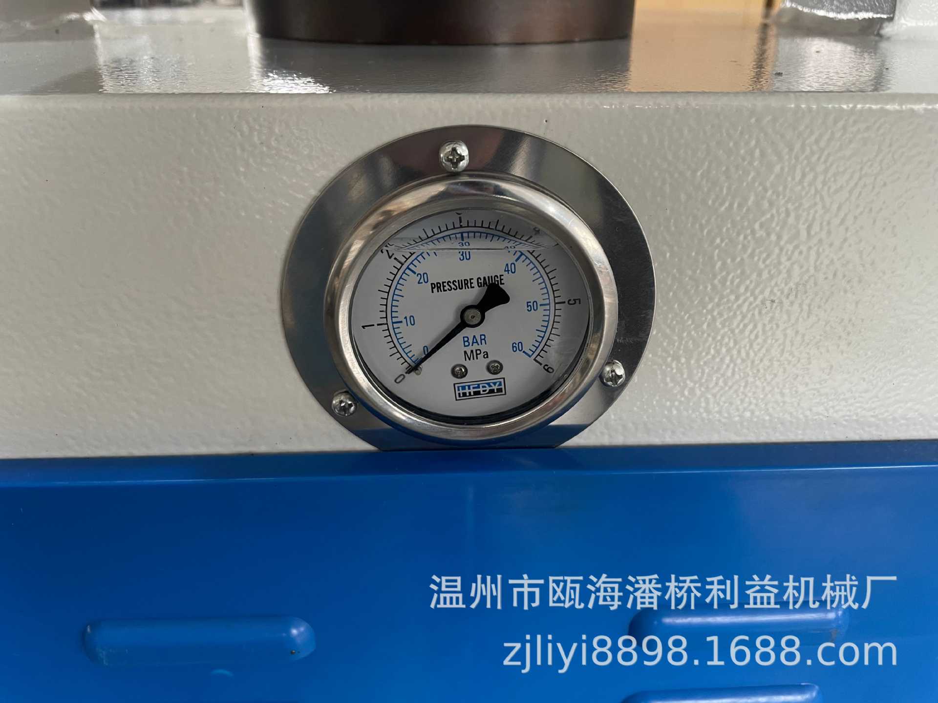 LZ606-1油压机压力表.jpg