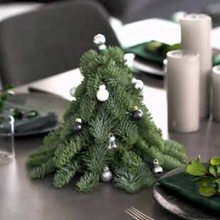 Imported Oseus cone-shaped flower mud Christmas tree DIY making base Christmas decoration flower mud trumpet 24cm