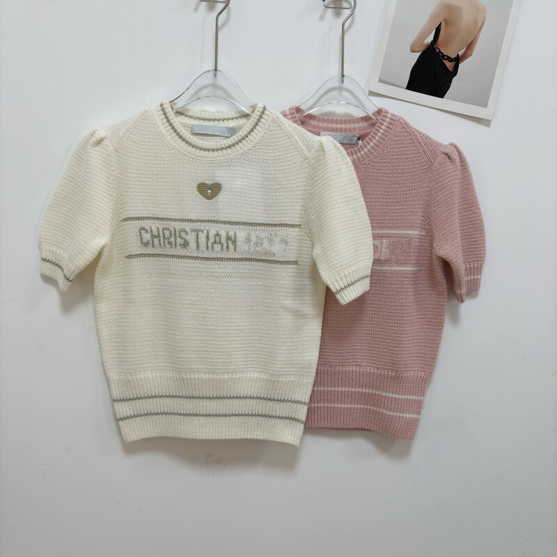 Nanyou Haute Couture D Brand 25Th Anniversary Limited Edition Heart Gold Thread Embroidery Knit Short-Sleeve Lucky Star Sweater Versatile and Trendy Nanyou Haute Couture D Brand 25Th Anniversary Limited Edition Heart Gold Thread Embroidery Knit Short-Sleeve Lucky Star Sweater Versatile and Trendy