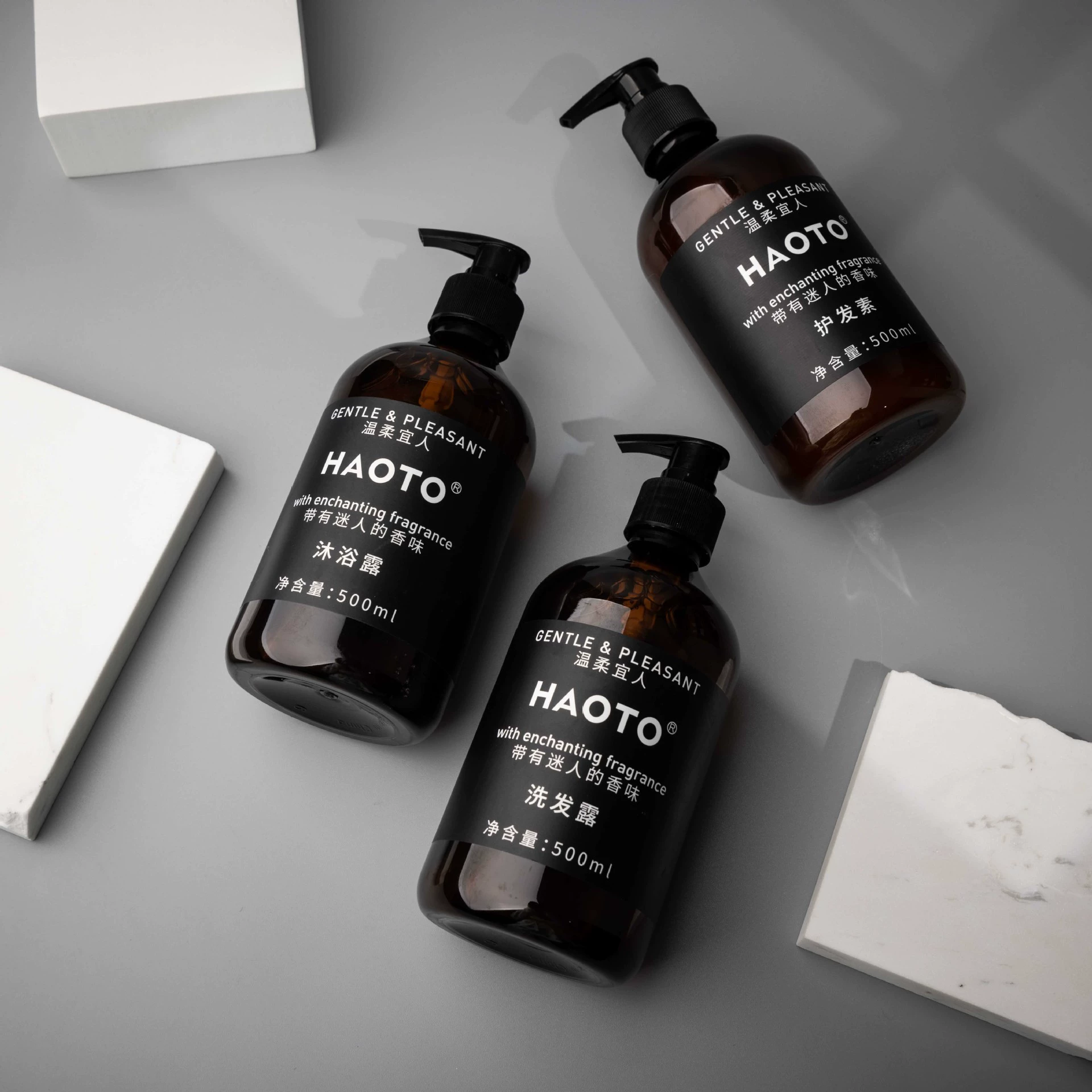 Отель B & B Одноразовый шампунь Гель для душа Клуб Туалетные принадлежности Комплект большой бутылки 300ml500ml