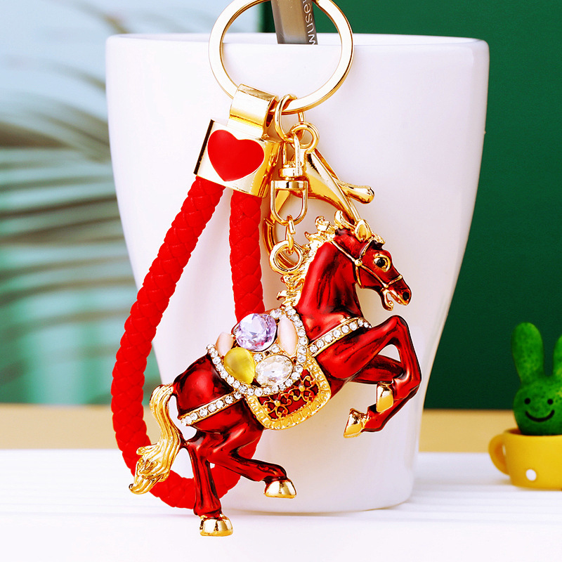 新しい中国式のダイヤモンドの生肖の馬の車のキーホルダーの金属のかわいい男女のカバンの掛け金のキーホルダーの贈り物|undefined