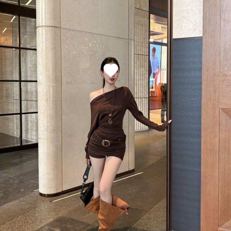 韩版2025早秋季新款休闲时尚宽松显瘦斜领修腰T恤裤裙配腰带套装|undefined
