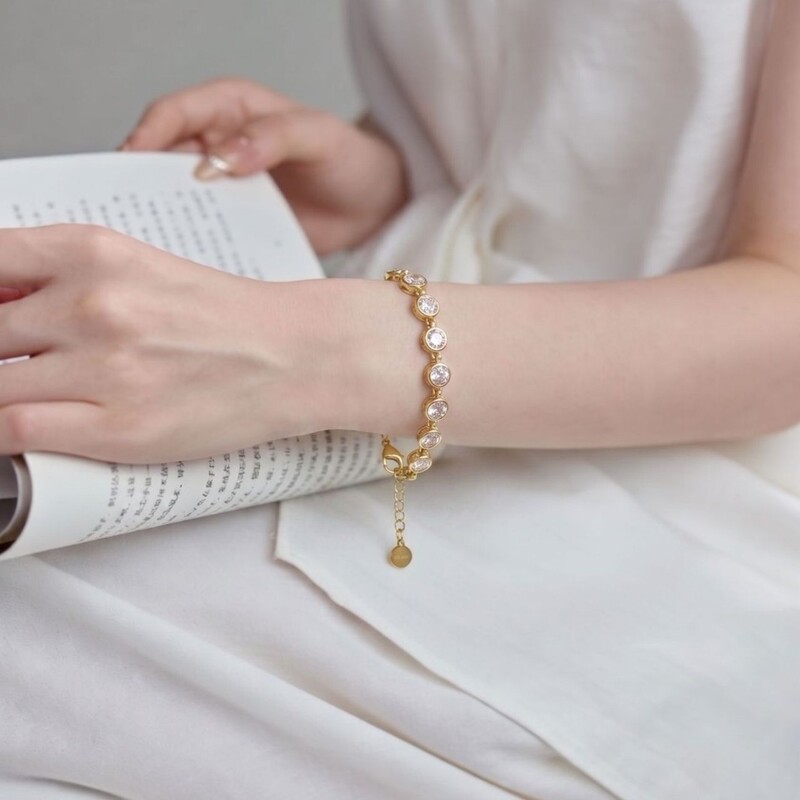Non-Fading Versatile Original Cross-Border High-End Light Luxury Niche Bubble Bracelet for Women with Exquisite Rhinestone Gemstones in Japanese and Korean Style