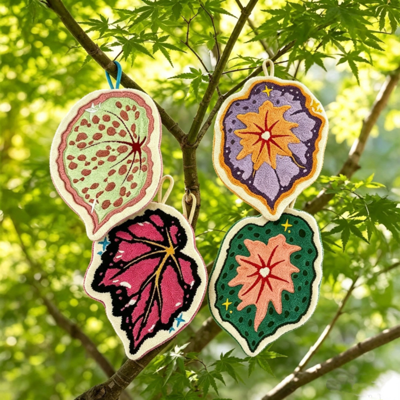 Tropical plant hand towel, hangable, thickened, absorbent, high aesthetic value, soft handkerchief for the bathroom