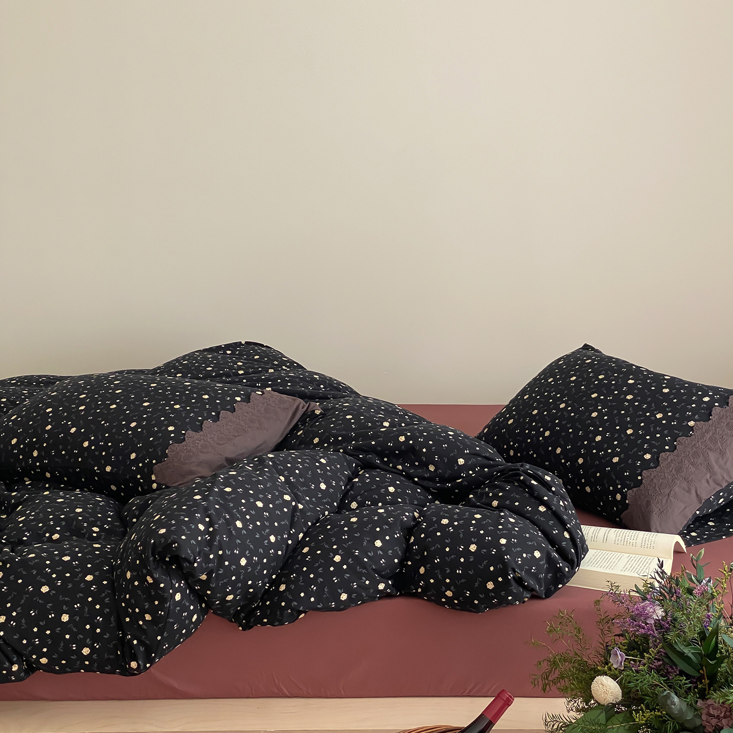 French Vintage Floral Bedding Set 100 Percent Cotton Four Piece_voghion.com