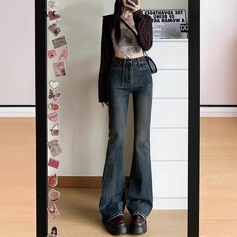 American retro high-street plus-size women's jeans with a relaxed fit, fleece-lined, thickened, and featuring a stylish, slightly flared design American retro high-street plus-size women's jeans with a relaxed fit, fleece-lined, thickened, and featuring a stylish, slightly flared design