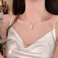 钛钢不掉色珍珠镶钻水滴花朵项链法式感轻奢锁骨链晚礼服时尚项饰