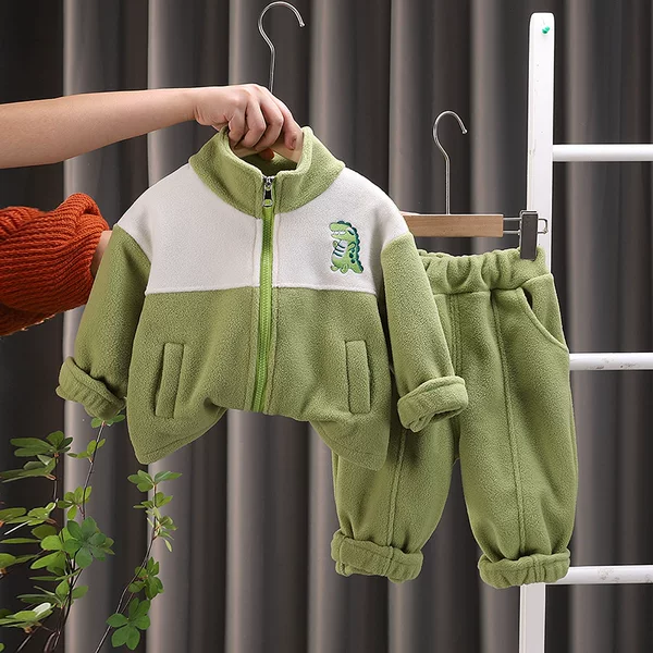 0-5 year old children's winter Korean version of double-sided short velvet embroidery thickened zipper coat for boys and girls fashionable wholesale 3