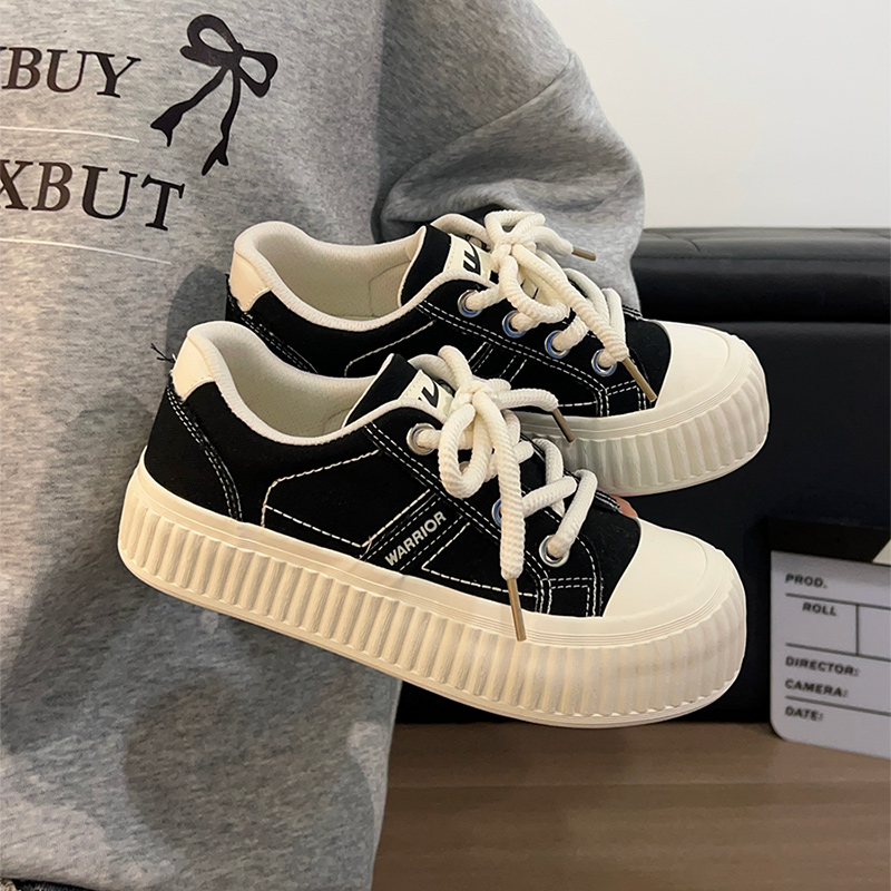 抹茶綠厚底帆布鞋女2025新款春季鞋子女百搭板鞋女款軟底布鞋