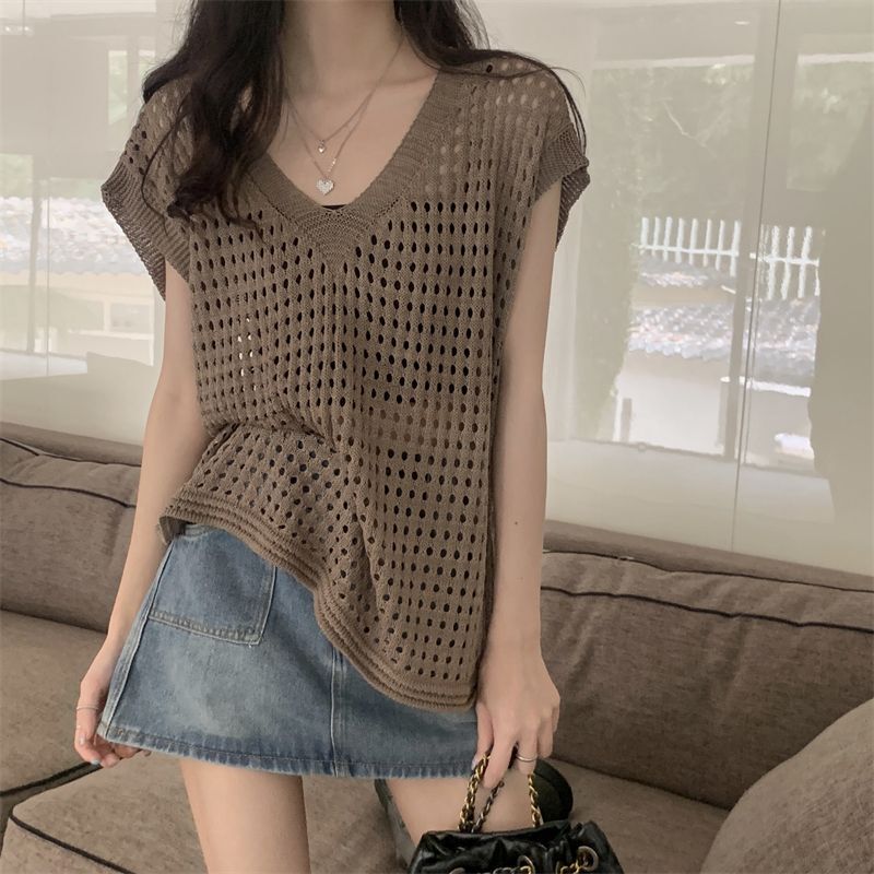 Hollow Knitted V-Neck Flesh Covering Top Women's Summer New Style Matching Skirt Cyber Celebrity T-Shirt Loose Outer Wear Blouse Vest