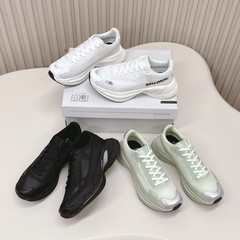 M6 共同ブランドのファッショナブルなレザーメッシュ通気性のある女性用ダッドシューズ 25 スタイルレースアップカジュアル厚底カップルスポーツを高める