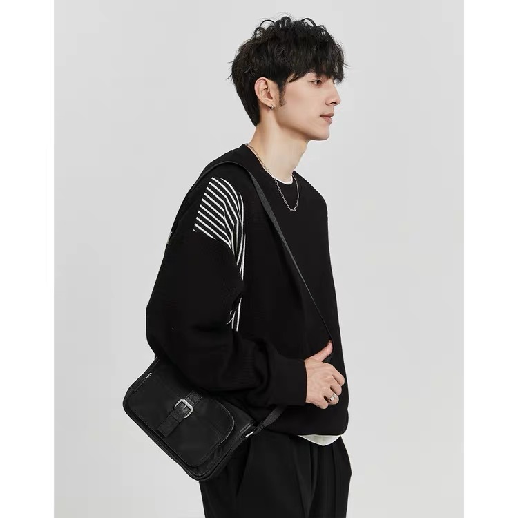 Hatless contrasting hoodie for male niche 2023 spring and autumn season new Korean loose and versatile pullover round neck t-shirt top
