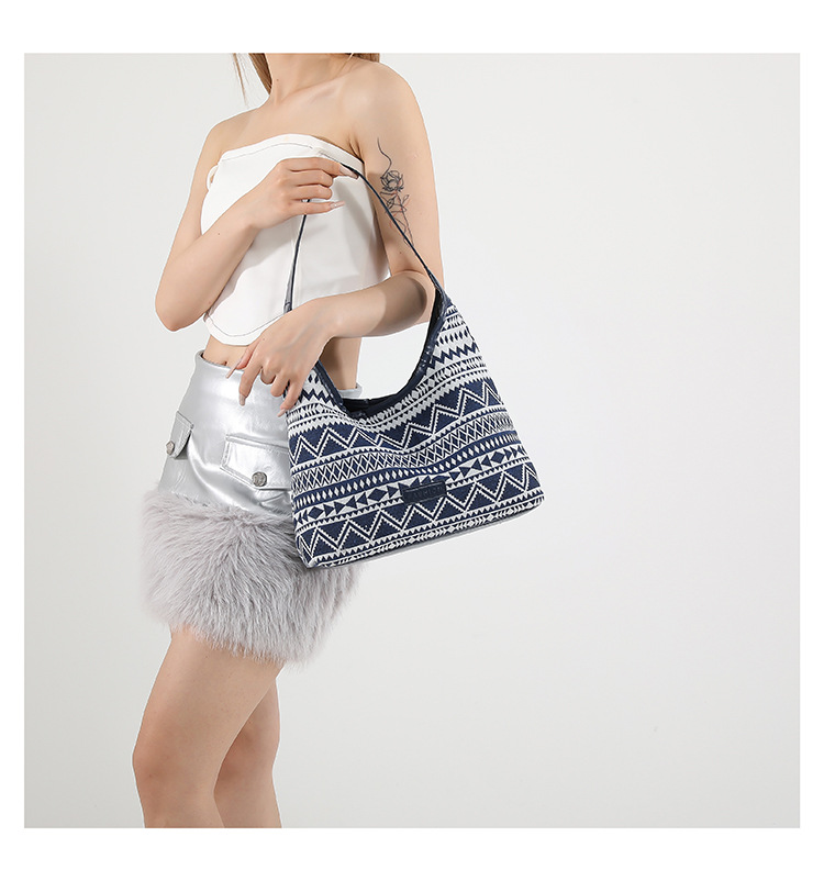 Women's Large Capacity Ethnic Commuting Tote 2024 Fashion Canvas Instagram College Student Class Shoulder Bag_voghion.com