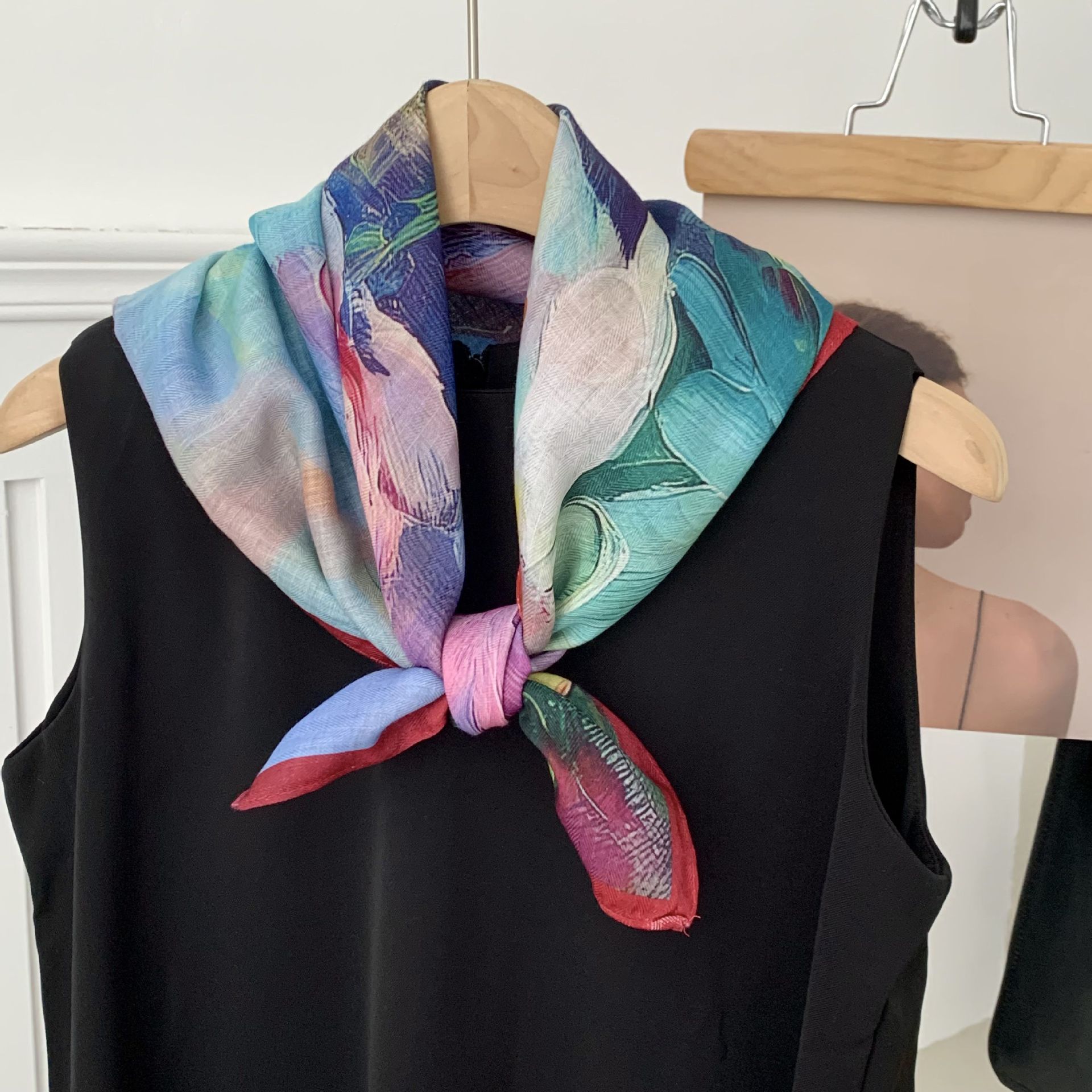 Pañuelo de seda de algodón y lino, bufanda cuadrada grande, estilo de verano de alta gama, estilo de todo fósforo literario, estilo étnico retro, bufanda de flores de anacardo, chal femenino