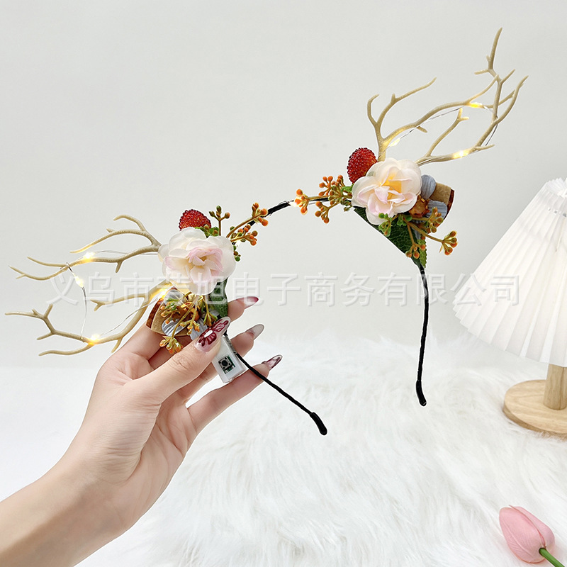 딸기요정 [따뜻한 램프]