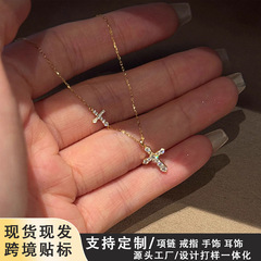 满钻双十字架吊坠项链女2025新款精致中古简约百搭锁骨链饰品批发