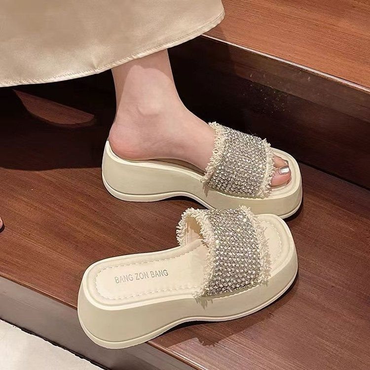 New Luxury Lightweight Platform Sandals, Wear-Resistant, Fashionable, with Rhinestones, Youthful, Non-Slip, Trendy, High-Quality
