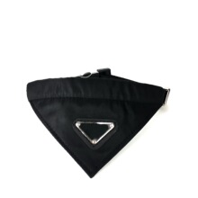 可调节宠物围巾狗狗三角巾潮牌口水巾雪纳瑞法斗围兜猫咪围脖批发