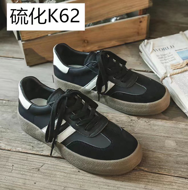 K62 pareja retro entrenamiento alemán zapatos blancos para hombres 2023 nuevos zapatos de lona para hombres versátiles zapatos casuales