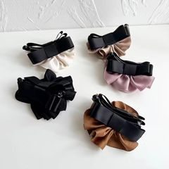 新しいヘアピンの一体式の後頭部カールシミュレーション自然でふわふわしたしわの蝶結びのバナナクリップの髪飾り