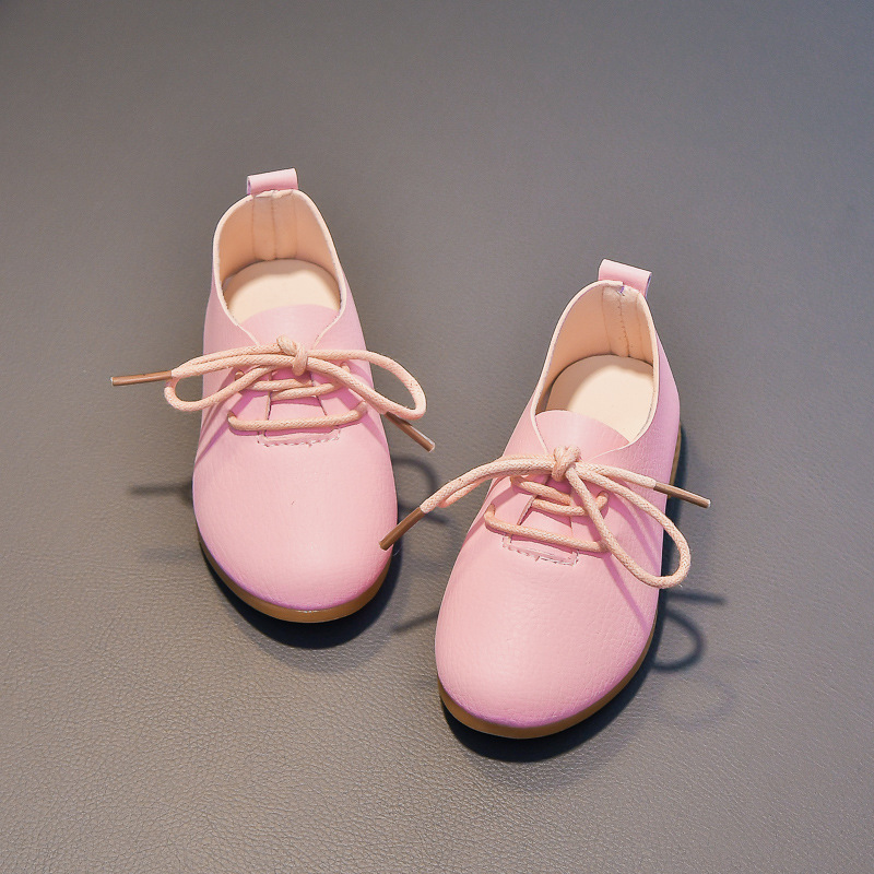 2025 primavera nuevos niños y niñas zapatos de princesa transfronterizos bajos nuevos zapatos de correa de estilo británico zapatos para estudiantes zapatos de cuero negro image 4