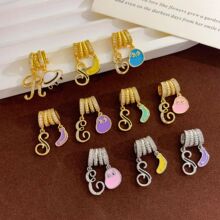 ����������u��ĸ��ɫˮ���M���Ʒ����ļ���Ͱ��r�в���ɫ�Ʒ